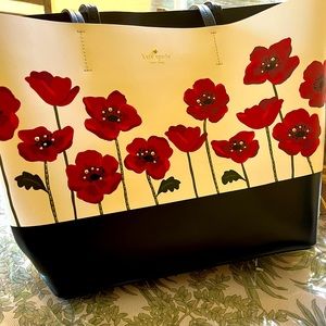 Kate spade ♠️ leather bag/ Red poppy flowers/large size